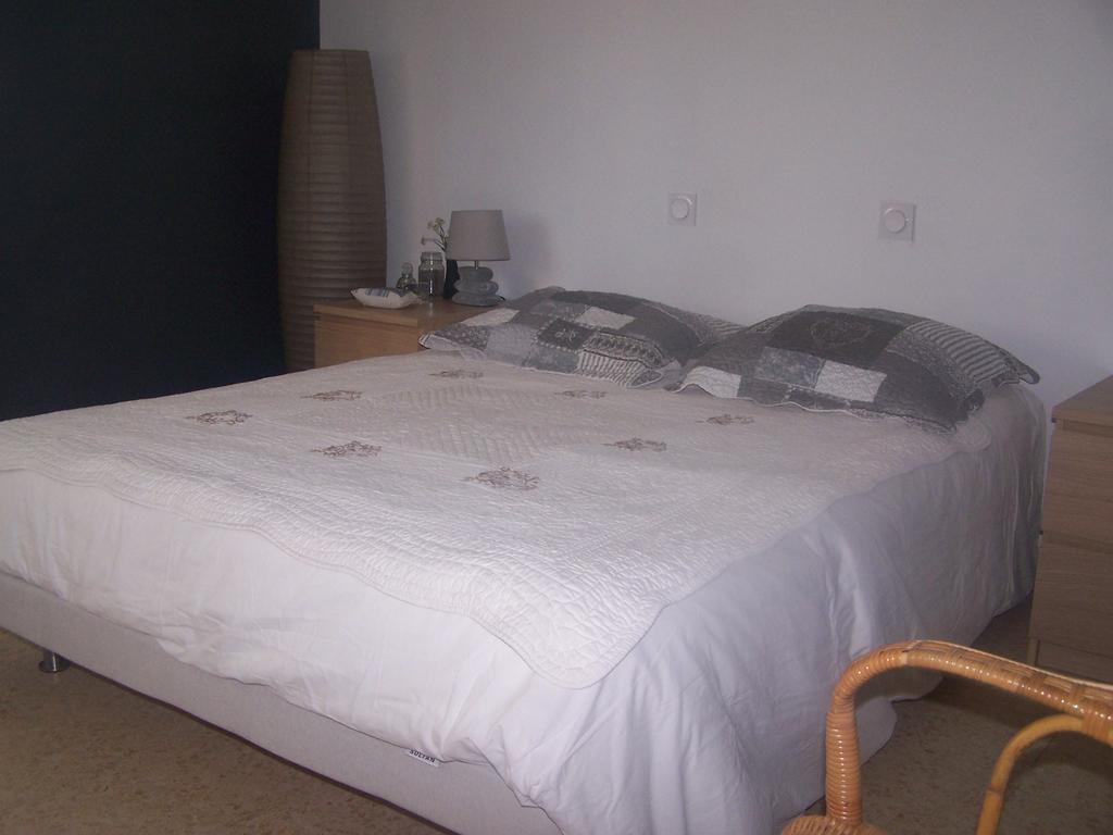 Clos Marjolie Hotel Caromb ภายนอก รูปภาพ